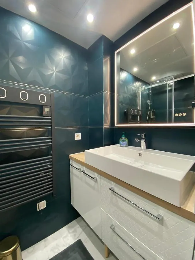 Aparthotel Beautiful Mini Loft Near Saint-Lazare Paryż 0*,