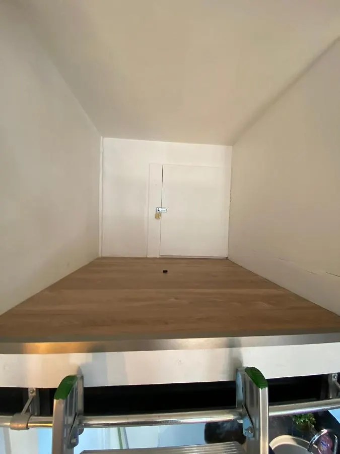 מלון דירות אפרטהוטל פריז Beautiful Mini Loft Near Saint-Lazare